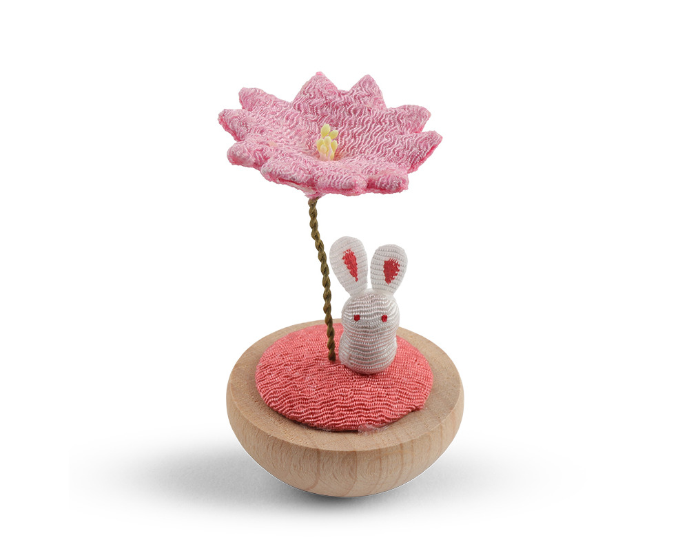 Figurine Sakura & Rabbit