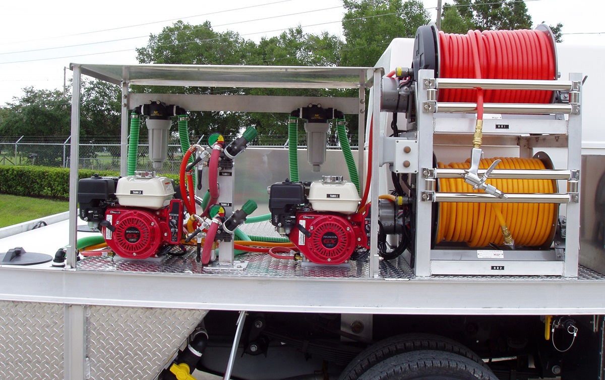 CCI FloridaStyle Custom Spray Trucks for Lawn Care & Pest Control