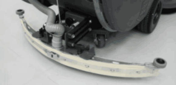 Floor scrubber recovery system and squeegee