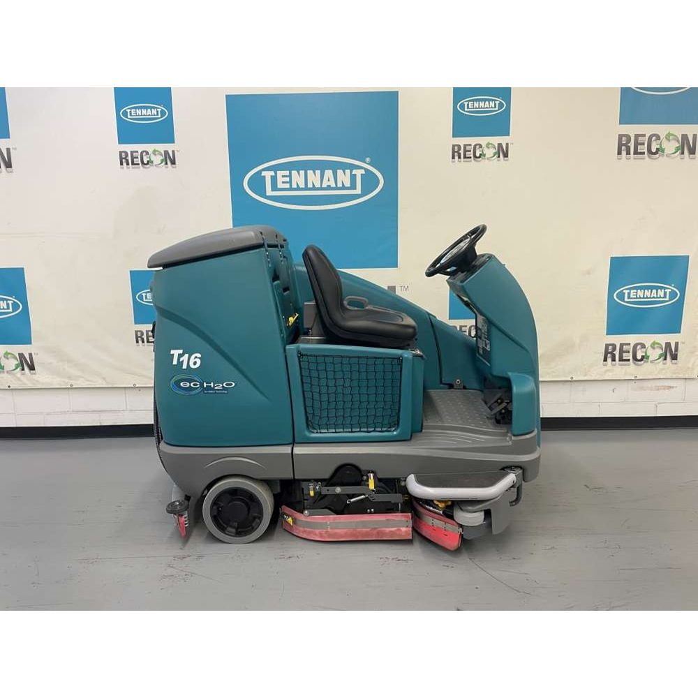 Reconditioned Tennant T16 Rider Scrubber, 46" Cylindrical, 2013, 555 Hrs