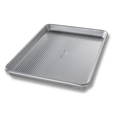 Chicago Metallic 20700 9-13/16" X 14-3/4" X 1" USA PAN Jelly Roll Pan