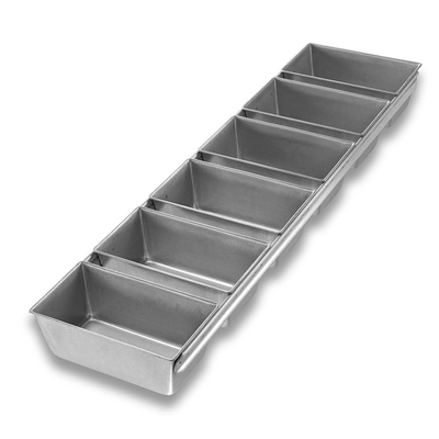 Chicago Metallic 41465 6-Pan Bread Pan Set