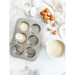 1240HM Mini Round Cake Pan - USA Pan Lifestyle