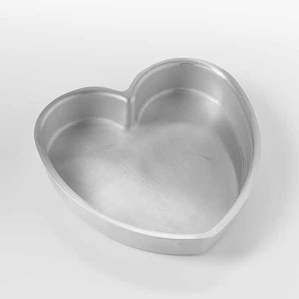 Heart-Shaped Aluminum Pizza Pans