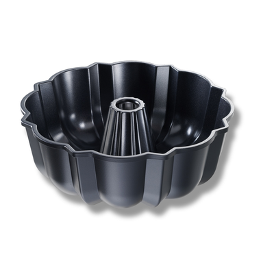 Chicago Metallic 50136 96 Oz. Bundt Pan