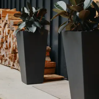 Sonata Planter 28"