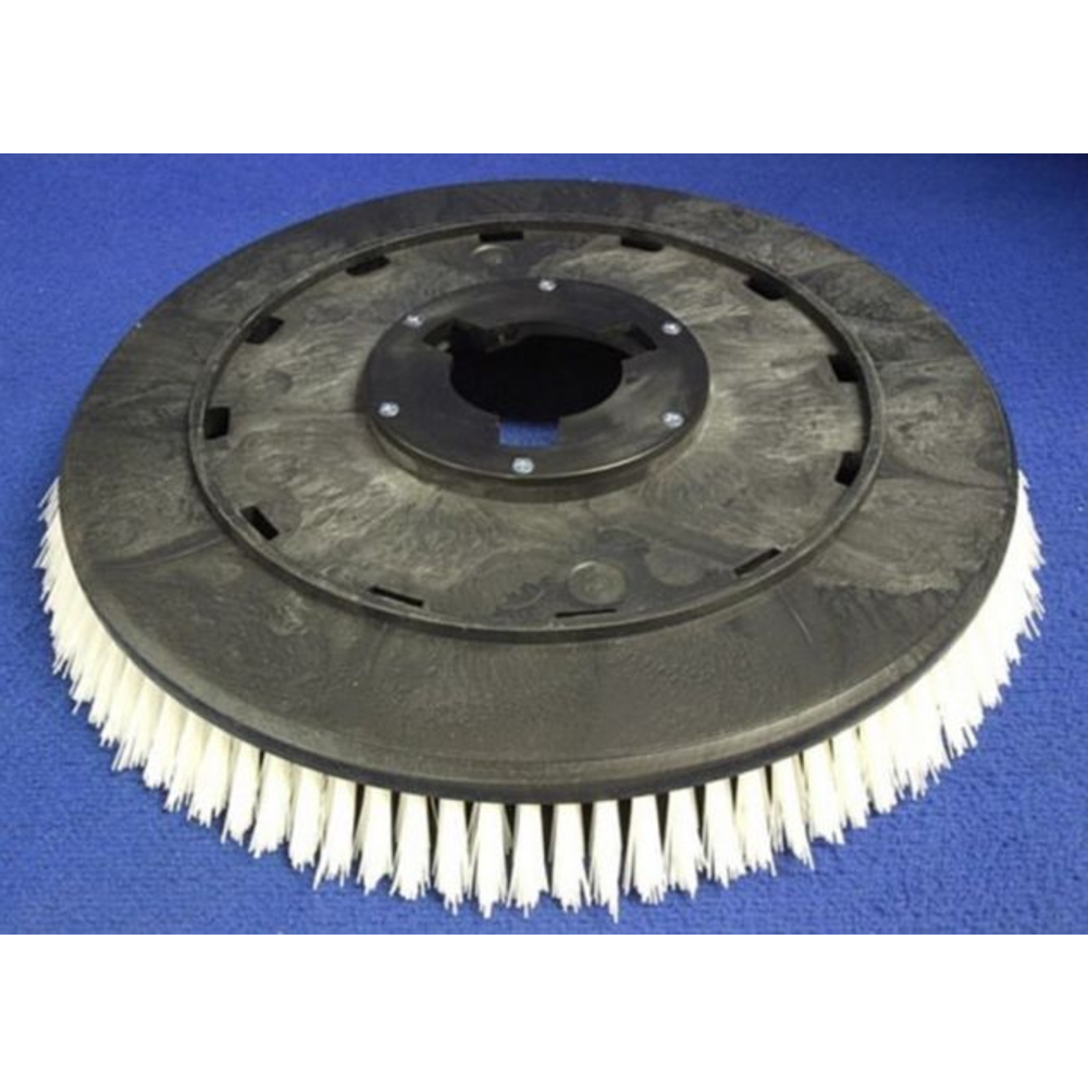 Brush, 18" Nylon Carpet W/Plat