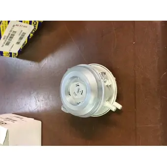 SWITCH PRESSURE ON 4,5 INWC