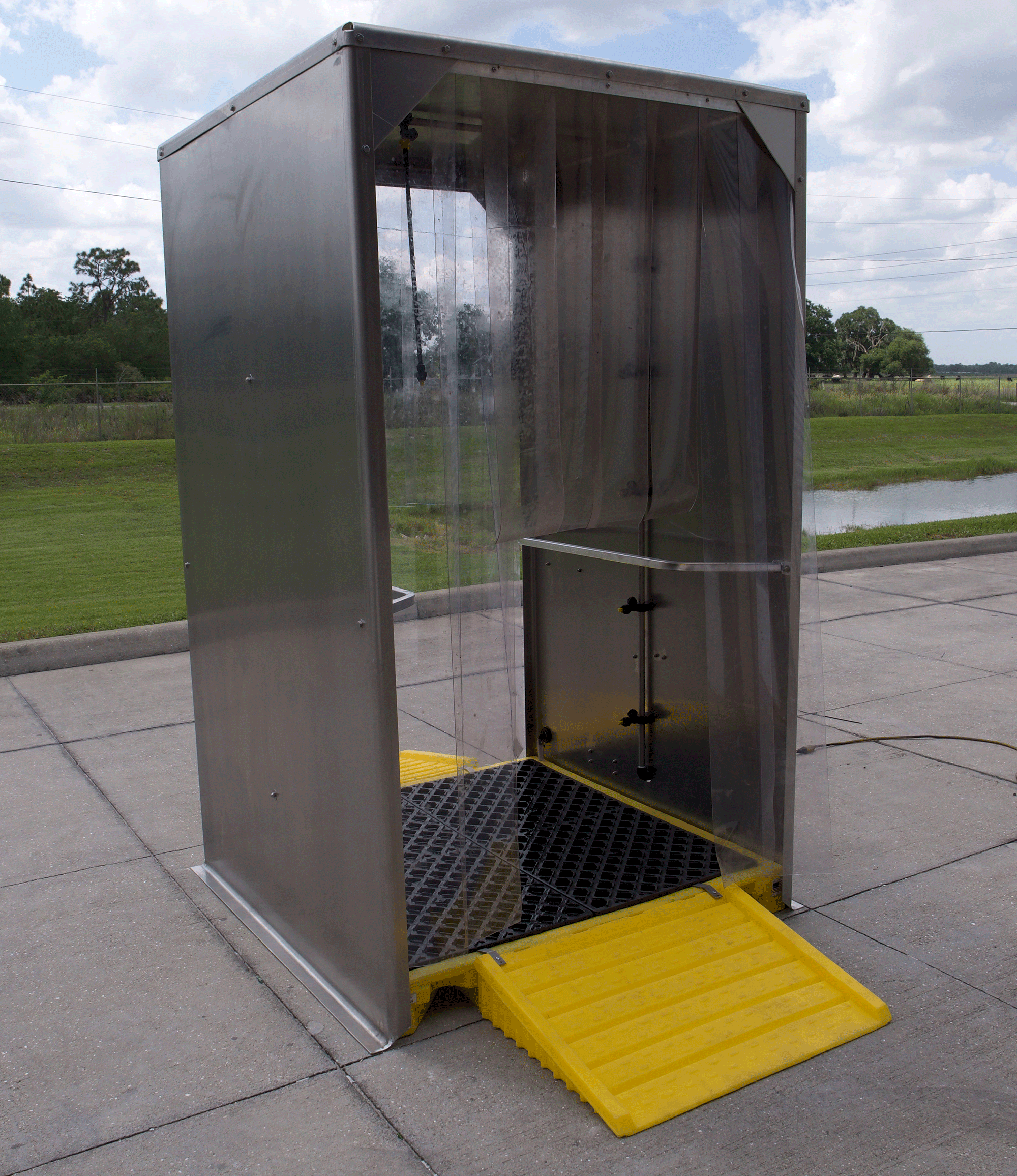 CCI Full Size Sanitation Sprayer Booth