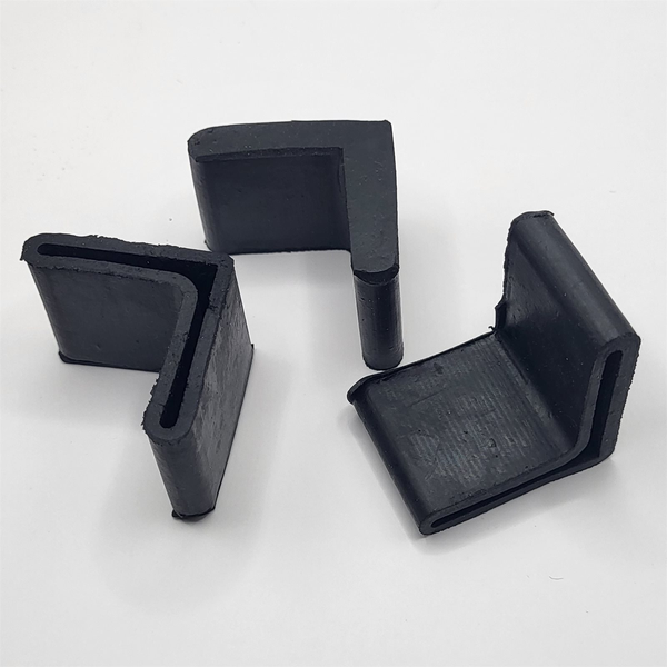 1.54" W X 1.18" H X 1.54" L RUBBER NON-SLIP FOOT PROTECTOR