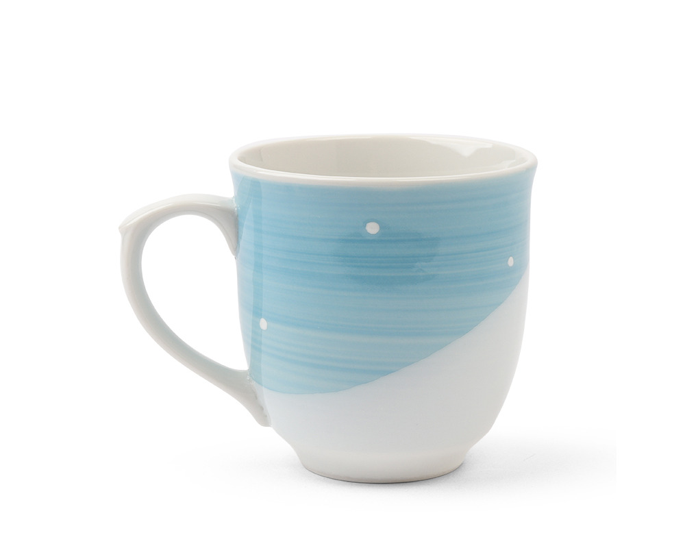 Mug Rabbit on Snow