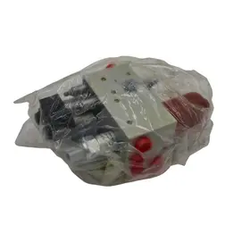 MANIFOLD, AUX 600X, 760X, AND 780X