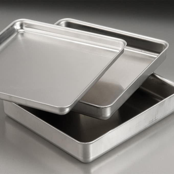 Square Deep Dish Pans