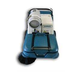 Reconditioned Tennant 3640/6080 32" LPG Walk Behind Sweeper