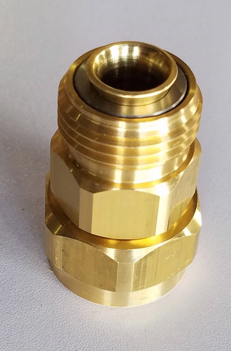 CCI Garden Hose Swivel