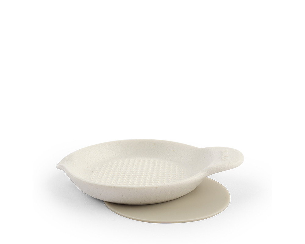 Garlic Grater w/ Non-Slip Sheet
