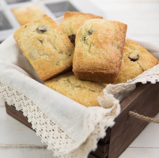 Mini Loaves – Lemon Poppy, Chocolate Chip, Banana Chip – SIMPLY