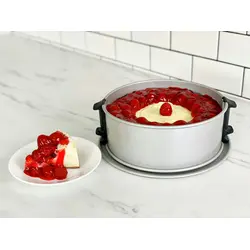1086SF  9 Inch Leakproof Springform Pan - USA Pan