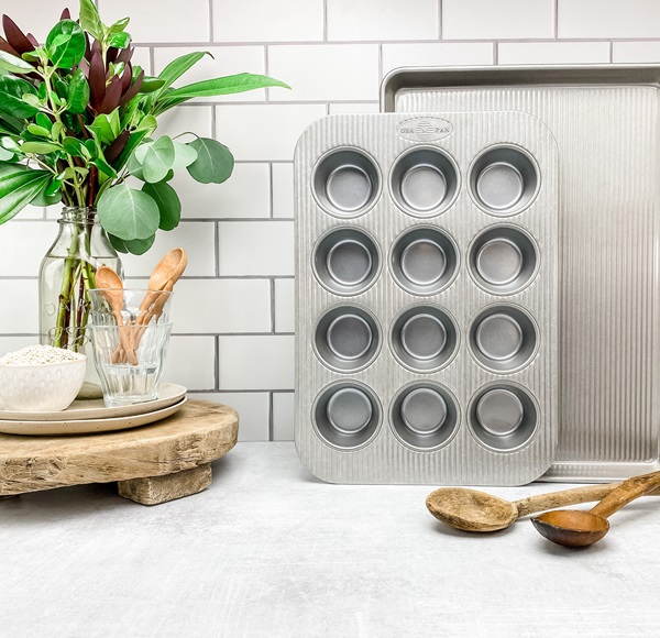 USA PAN® USA PAN 12 Cup Muffin Pan
