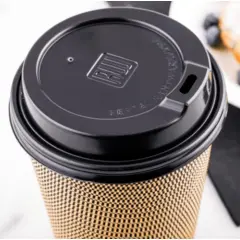BLACK DISPOSABLE LID, 500/CS RWA0283B
