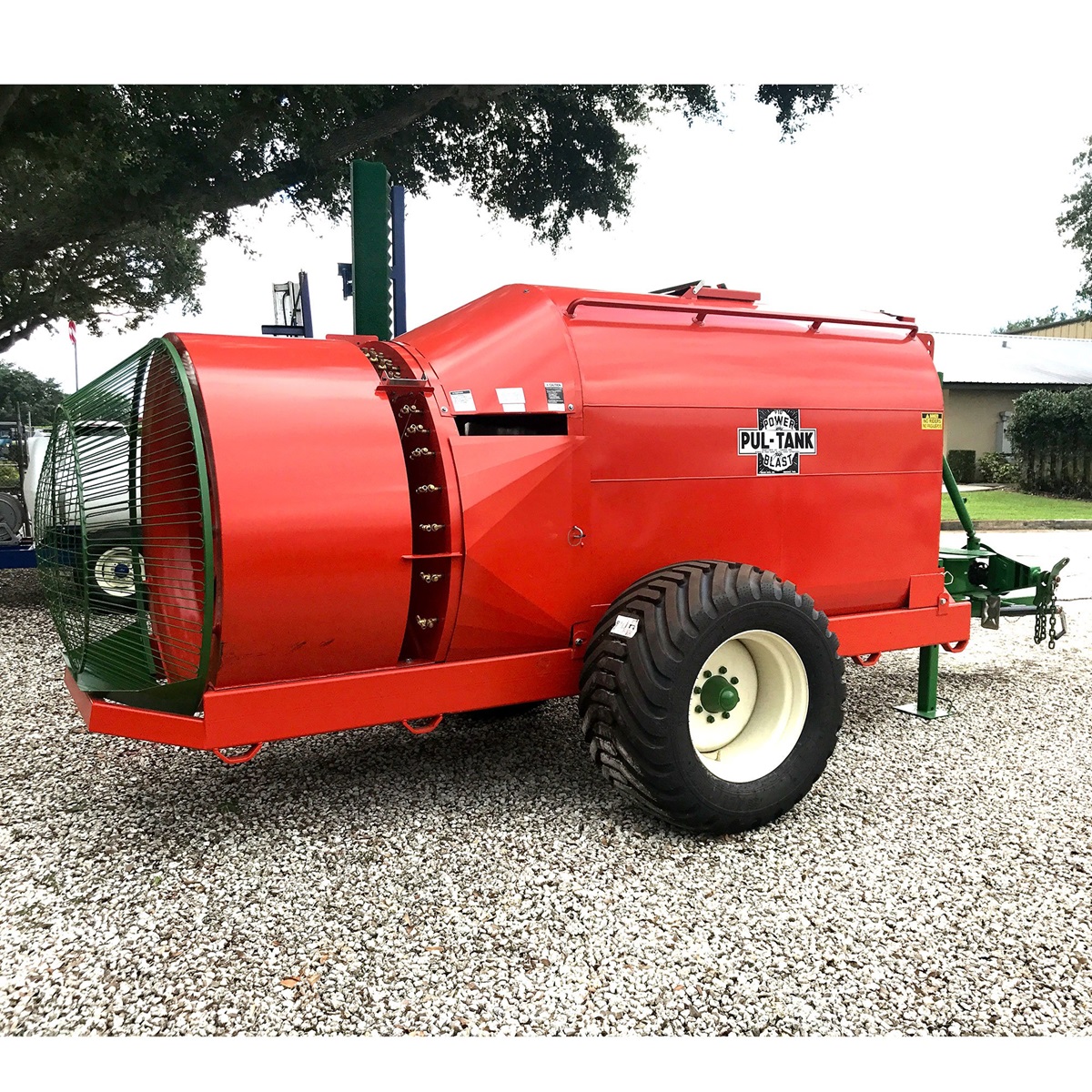 CCI Rears Hurricane 1000 Gallon Sprayer