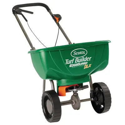 Scotts Turf Builder Edgeguard DLX Broadcast Spreader