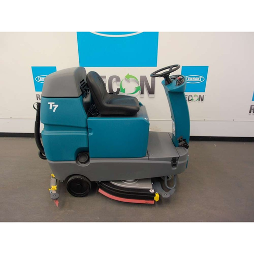 Tennant Factory Recon Certified T7-10917623 Scrubber