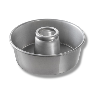 Chicago Metallic 46560 144 Oz. Angel Food/Tube Cake Pan