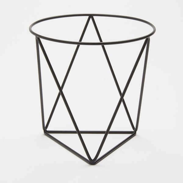 Geometric Pizza Stands