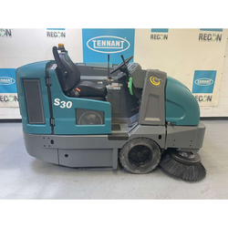 Tennant Factory Recon Used S30-9526 Sweeper