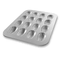Chicago Metallic 25400 11-1/8" X 15-3/4" Overall Madeleine Pan