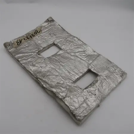 ISOLATING PANEL