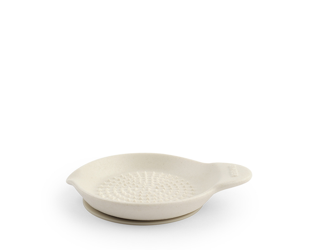 Ginger Grater w/ Non-Slip Sheet