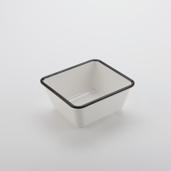 Rimmed Melamine Bowls & Platters