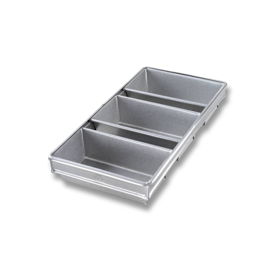 Chicago Metallic 44235 3-Pan Bread Pan Set