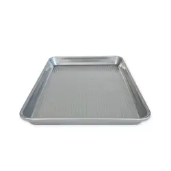 Quarter Sheet Pan (Side View)