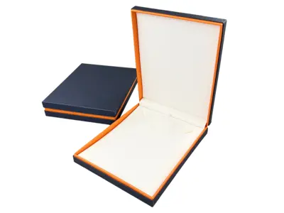 NECKLACE BOX